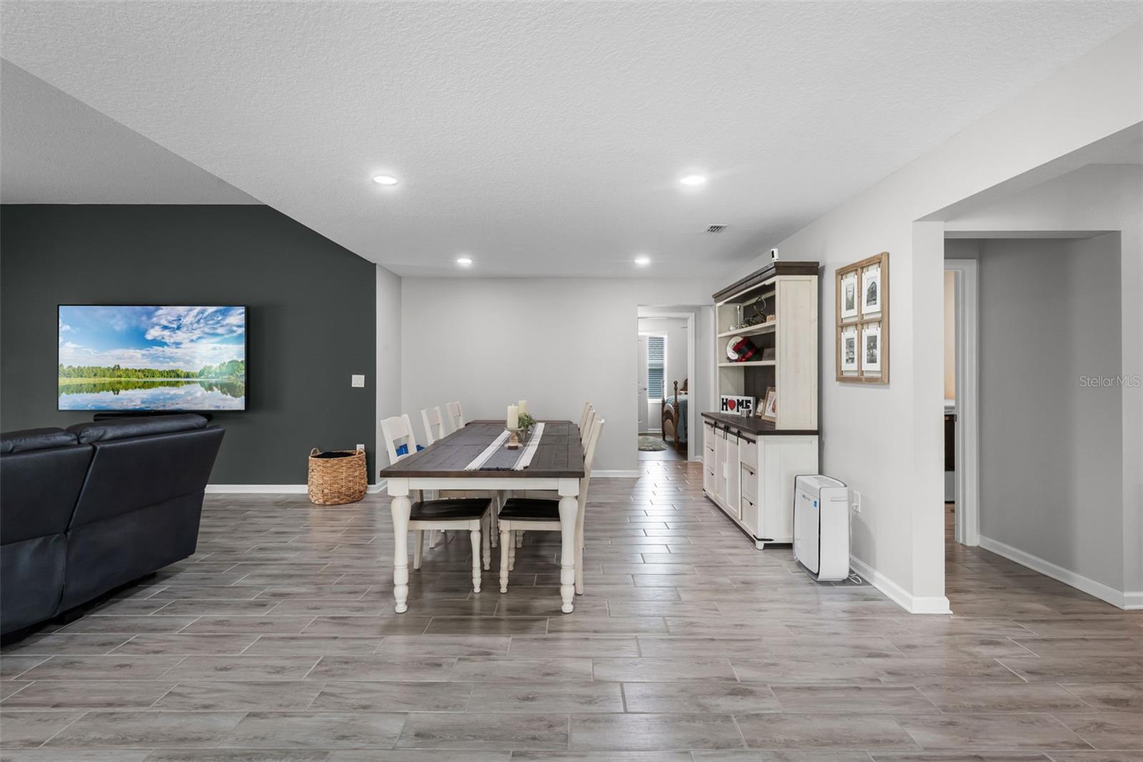 Image 8 of 37 For 5705 Alenlon Way