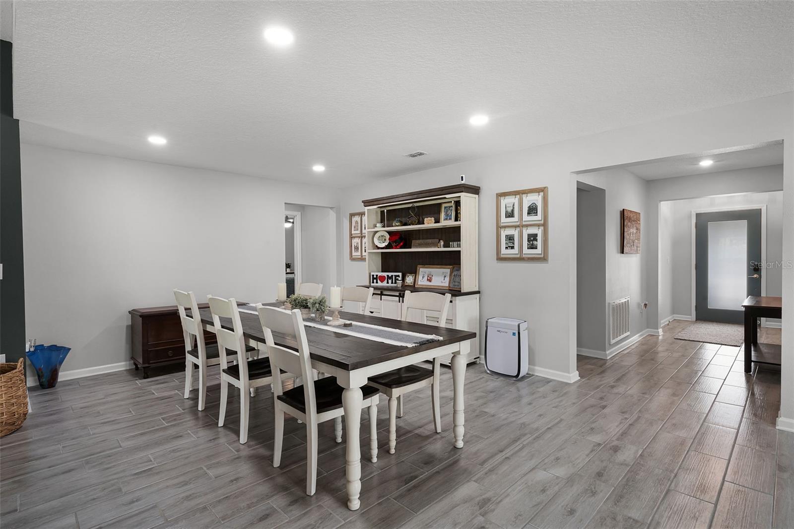 Image 9 of 37 For 5705 Alenlon Way