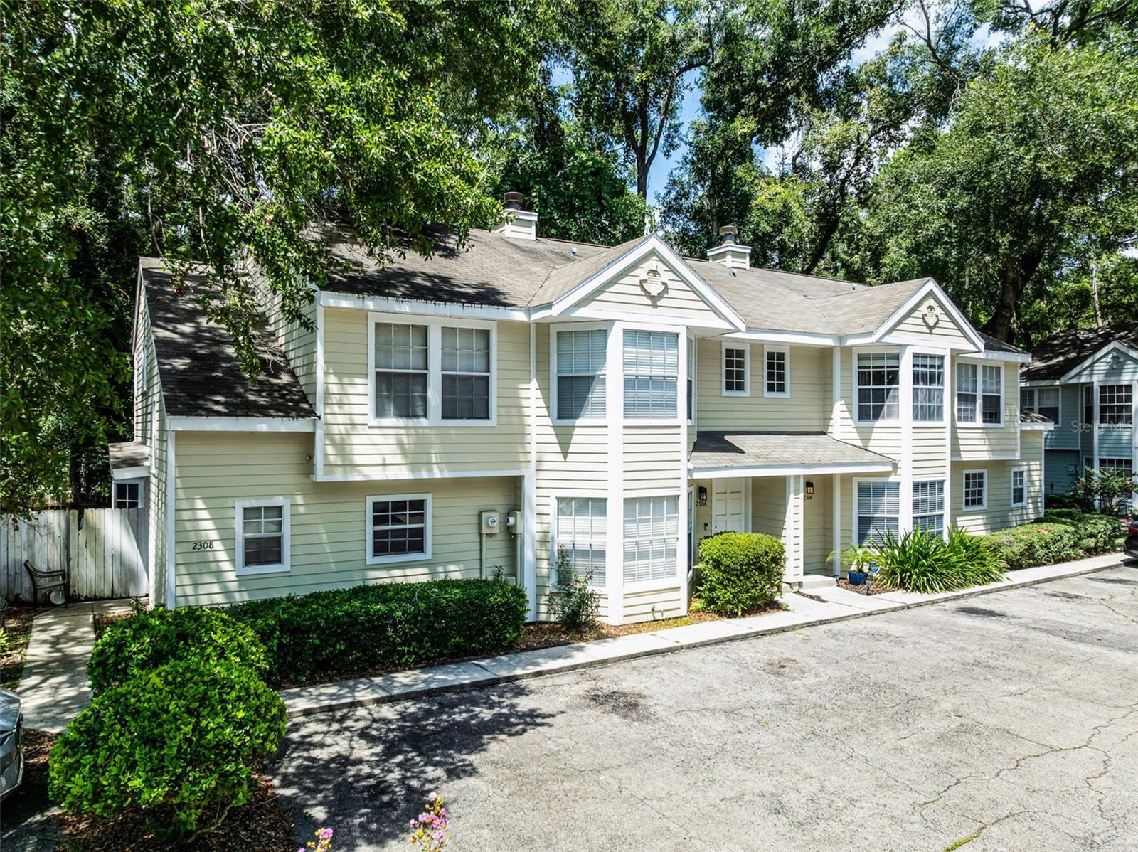 Image 4 of 43 For 2304 73rd Terrace
