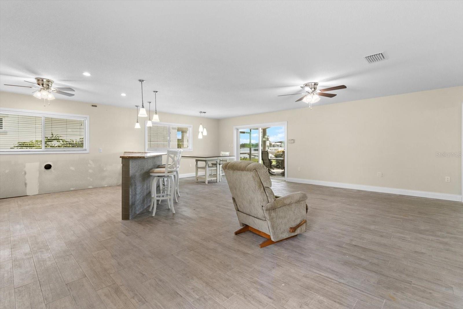 Image 4 of 29 For 1095 Stoney Point