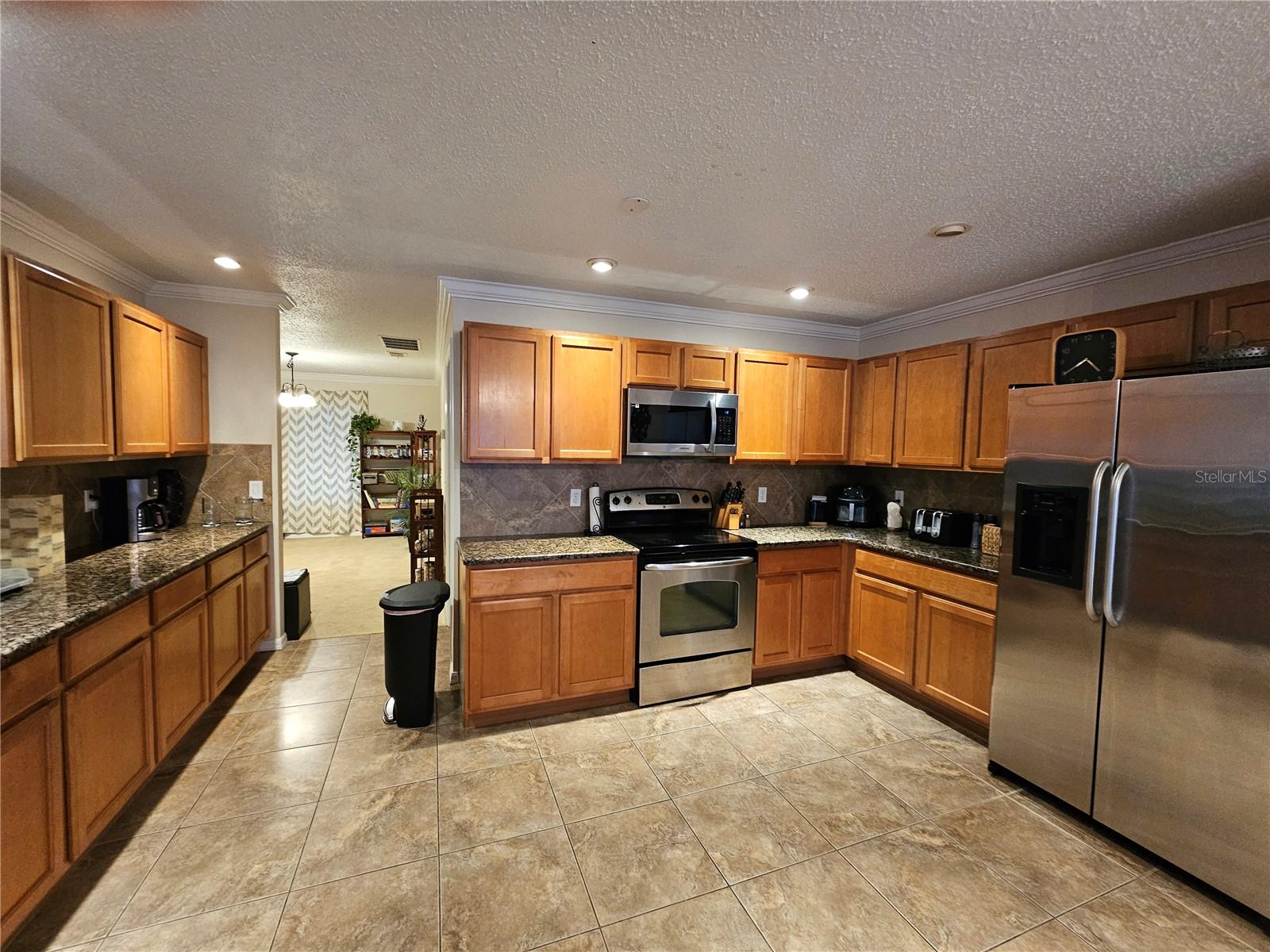 Image 19 of 24 For 699 Skyridge Road
