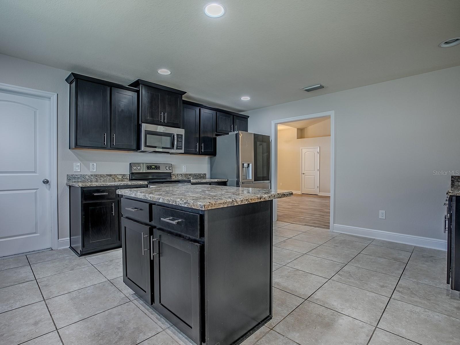 Image 10 of 59 For 3122 42nd Terrace