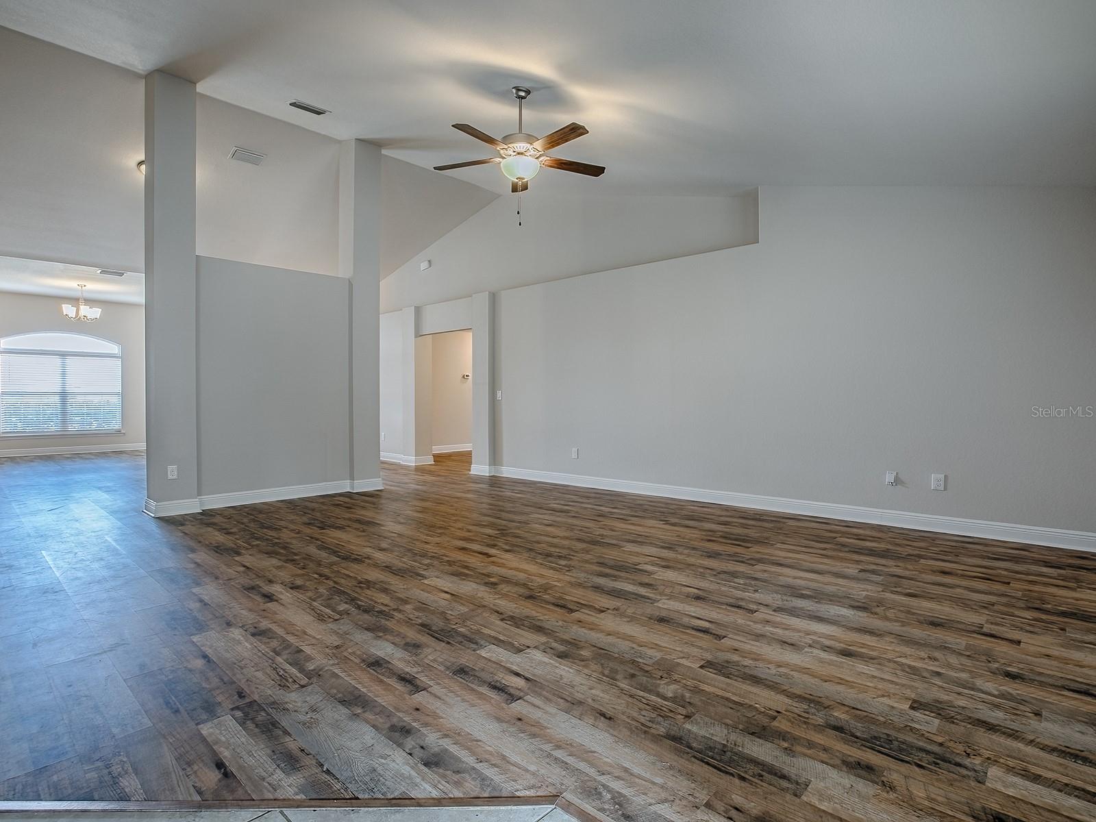Image 16 of 59 For 3122 42nd Terrace