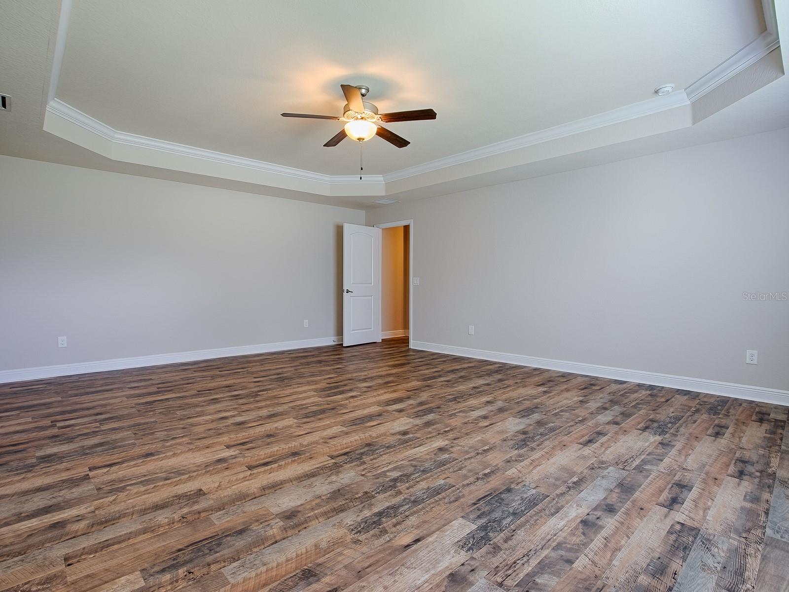 Image 22 of 59 For 3122 42nd Terrace