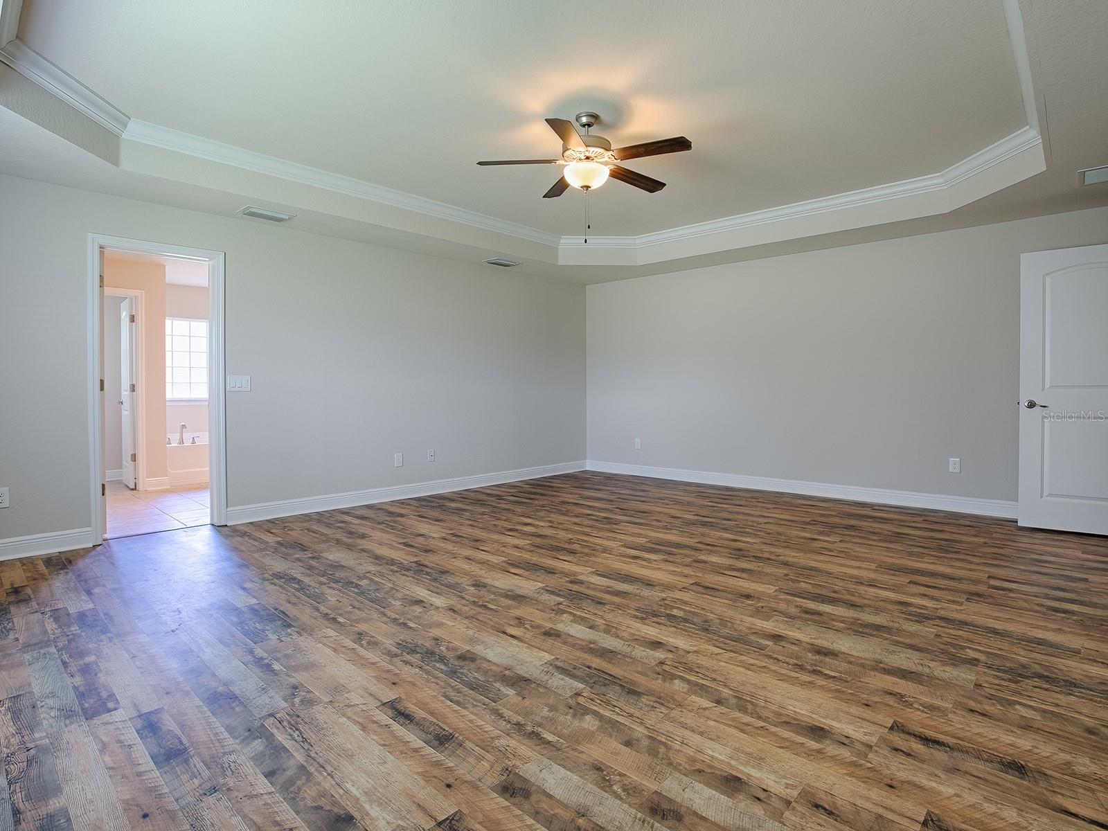 Image 23 of 59 For 3122 42nd Terrace