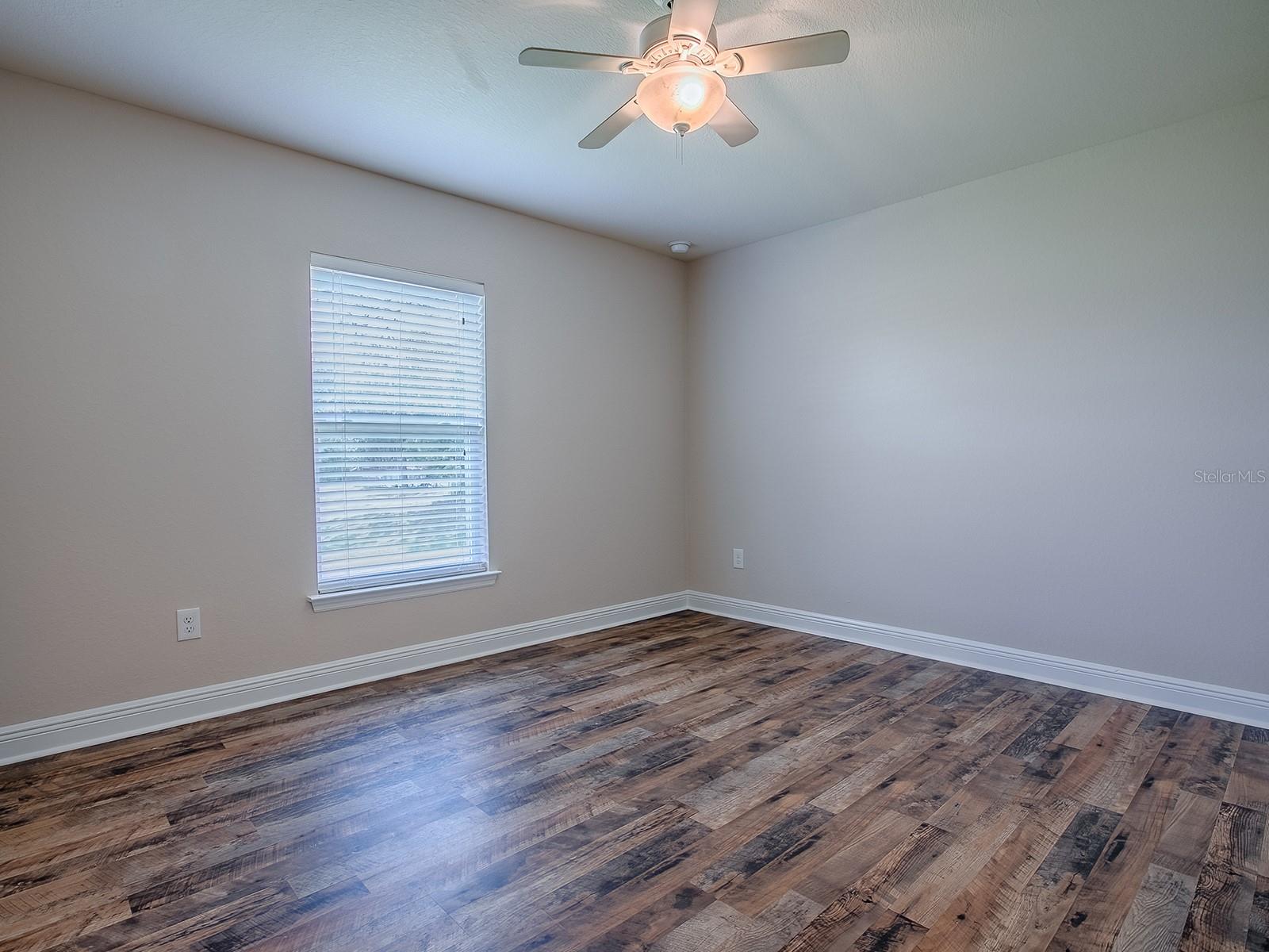Image 29 of 59 For 3122 42nd Terrace