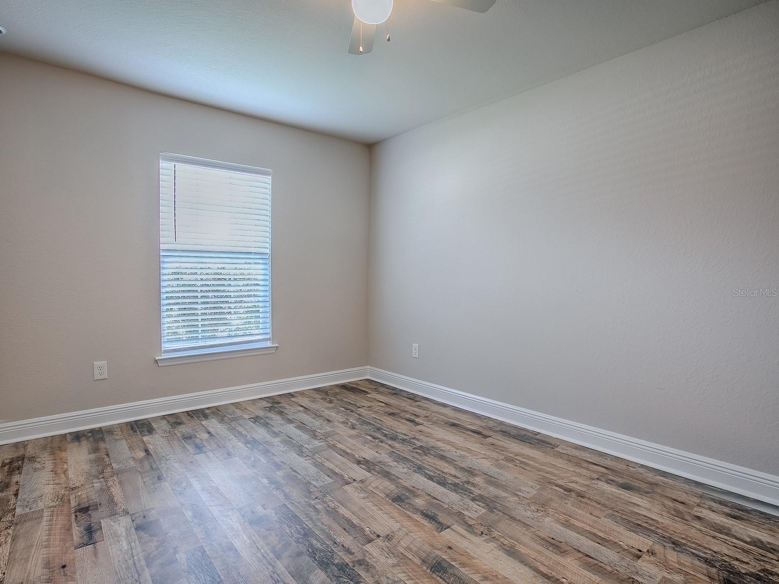Image 35 of 59 For 3122 42nd Terrace