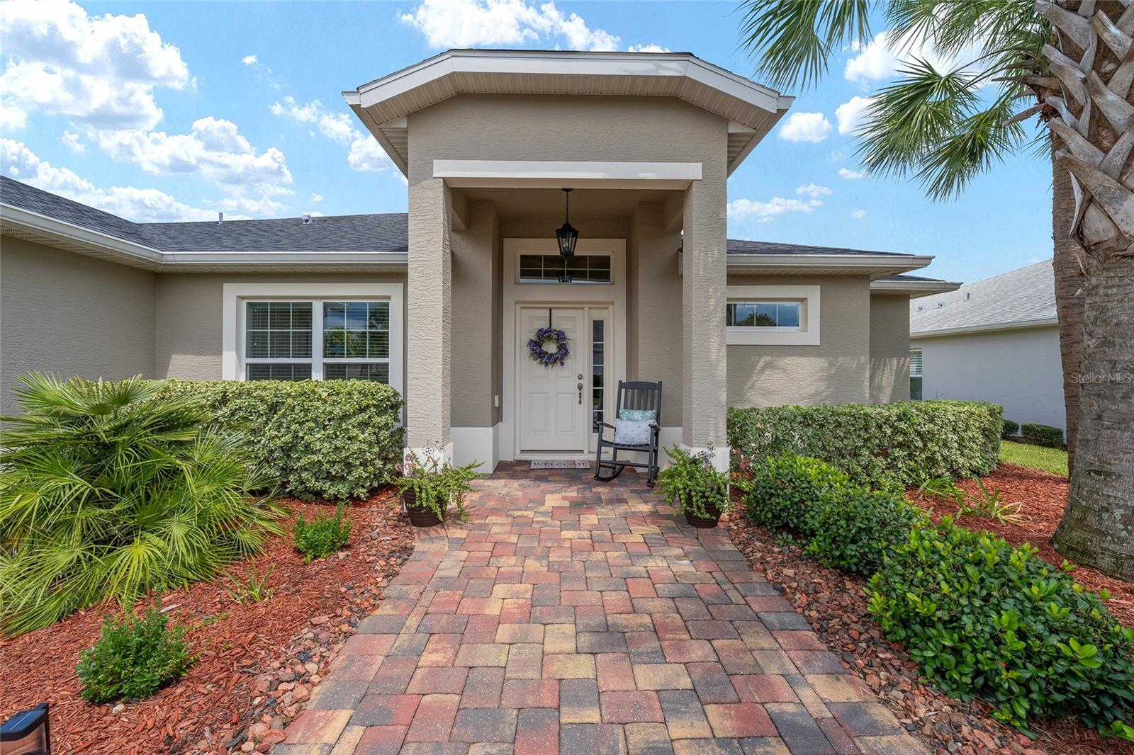 Listing photo id 1 for 10357 Silver Maple Avenue