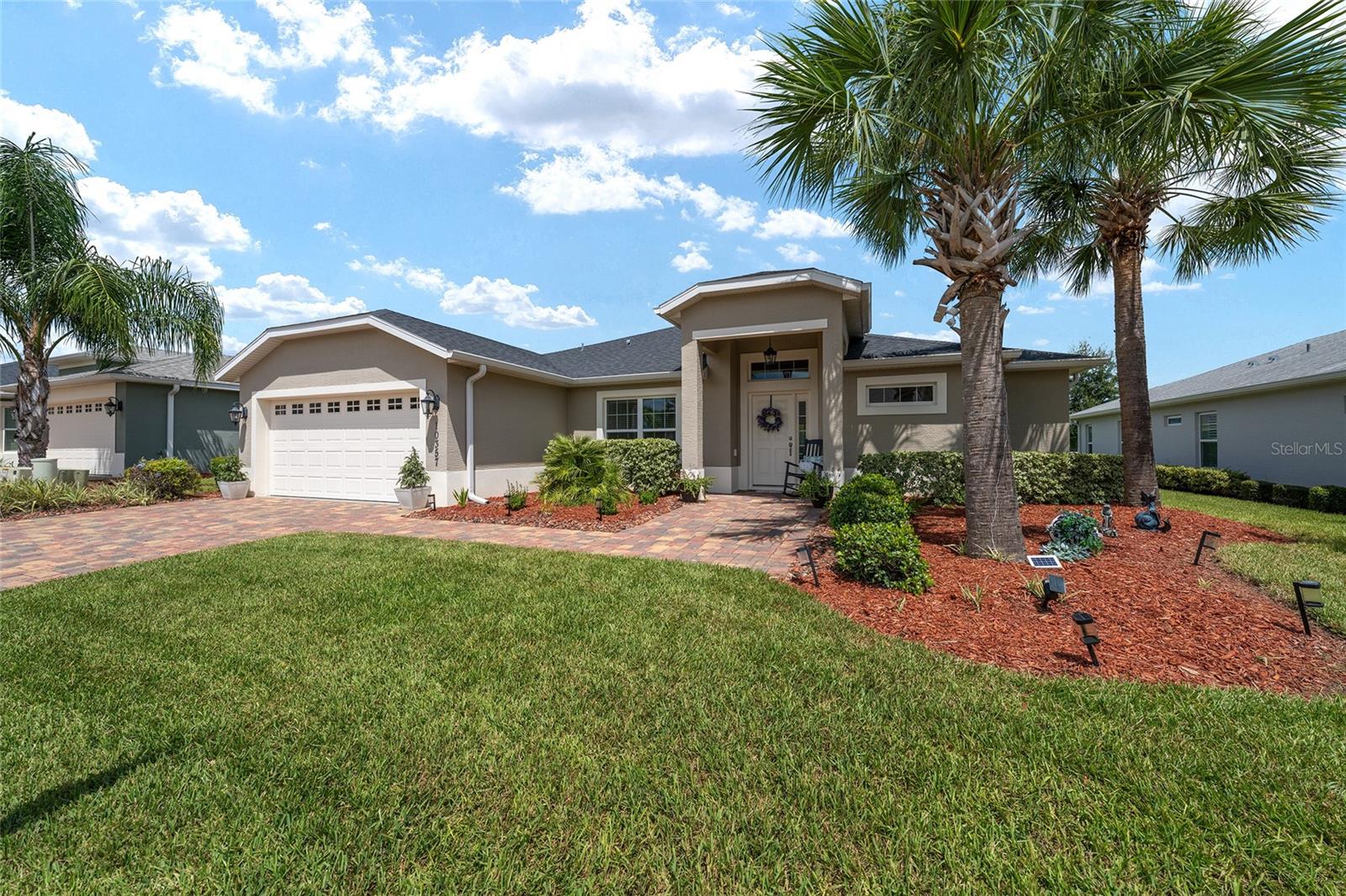 Listing photo id 38 for 10357 Silver Maple Avenue