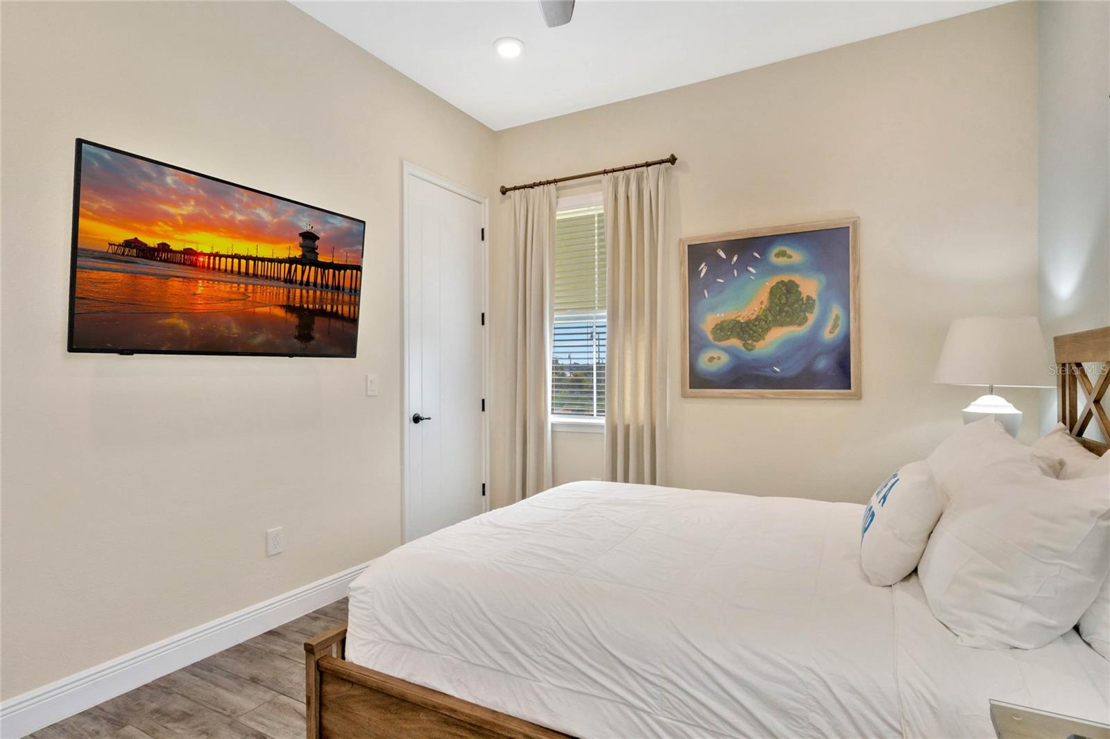 Image 28 of 41 For 3000 Salted Rim Road