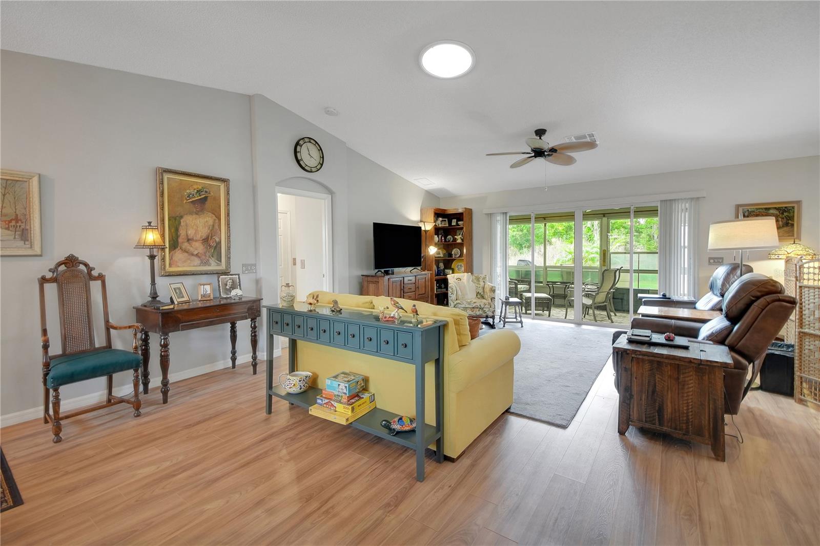 Image 8 of 43 For 33211 Pennbrooke Parkway