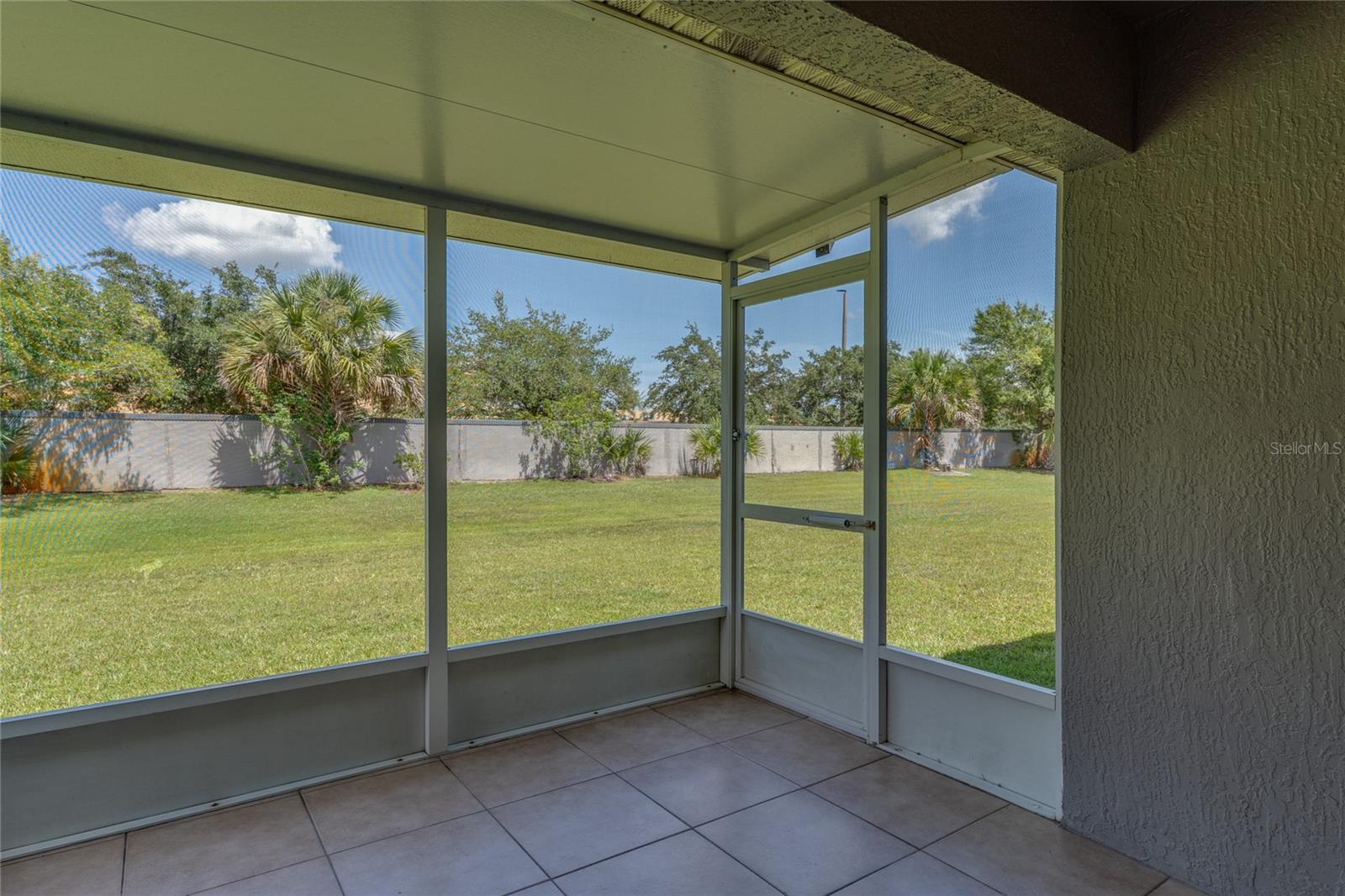 Image 15 of 18 For 13562 Summerton Drive
