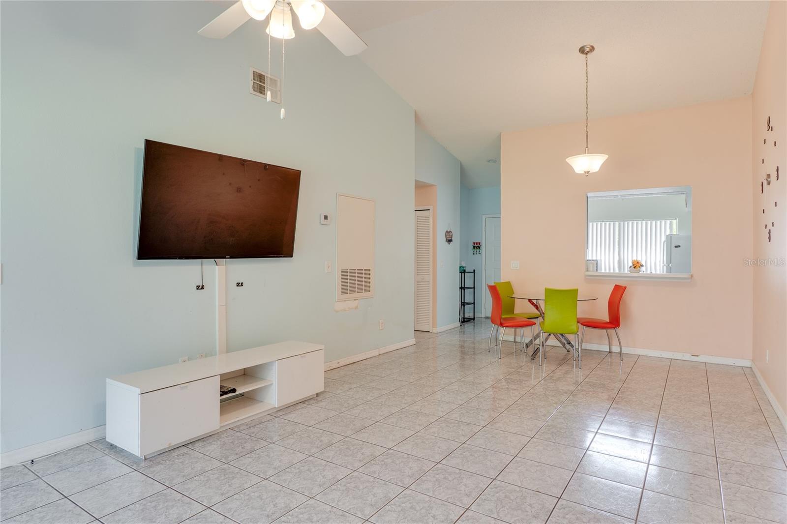 Image 3 of 18 For 13562 Summerton Drive