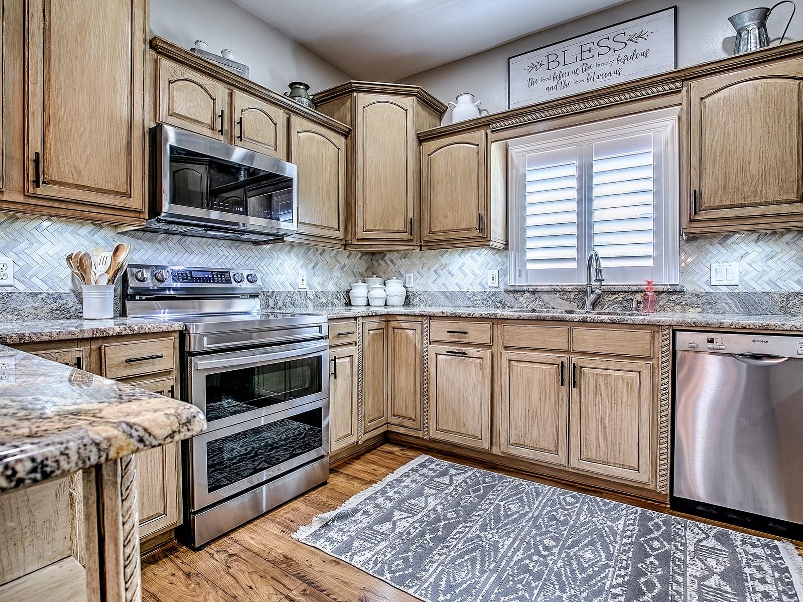 Image 41 of 73 For 3470 54th Avenue
