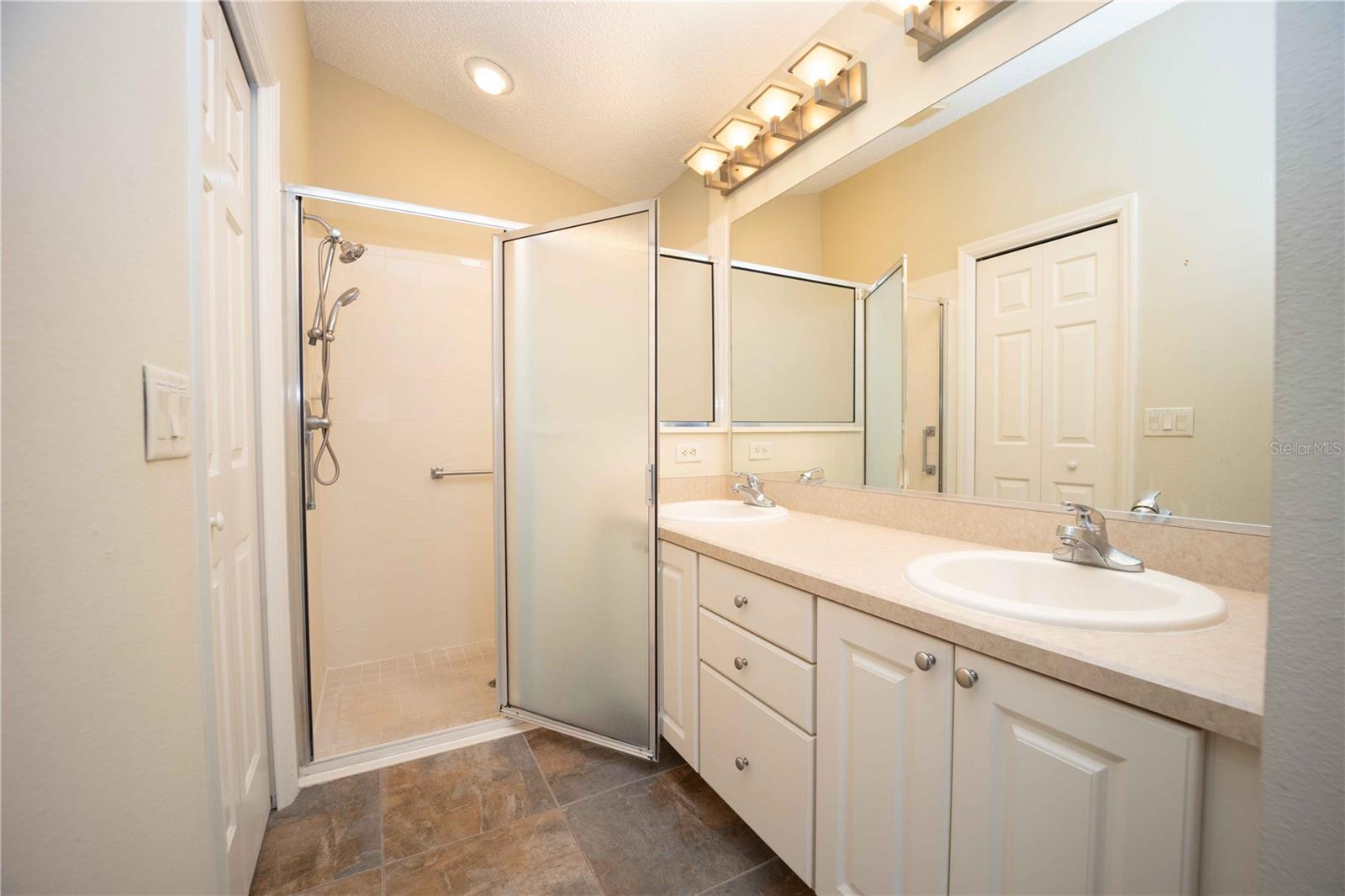 Image 14 of 27 For 2186 Cherry Vale Place