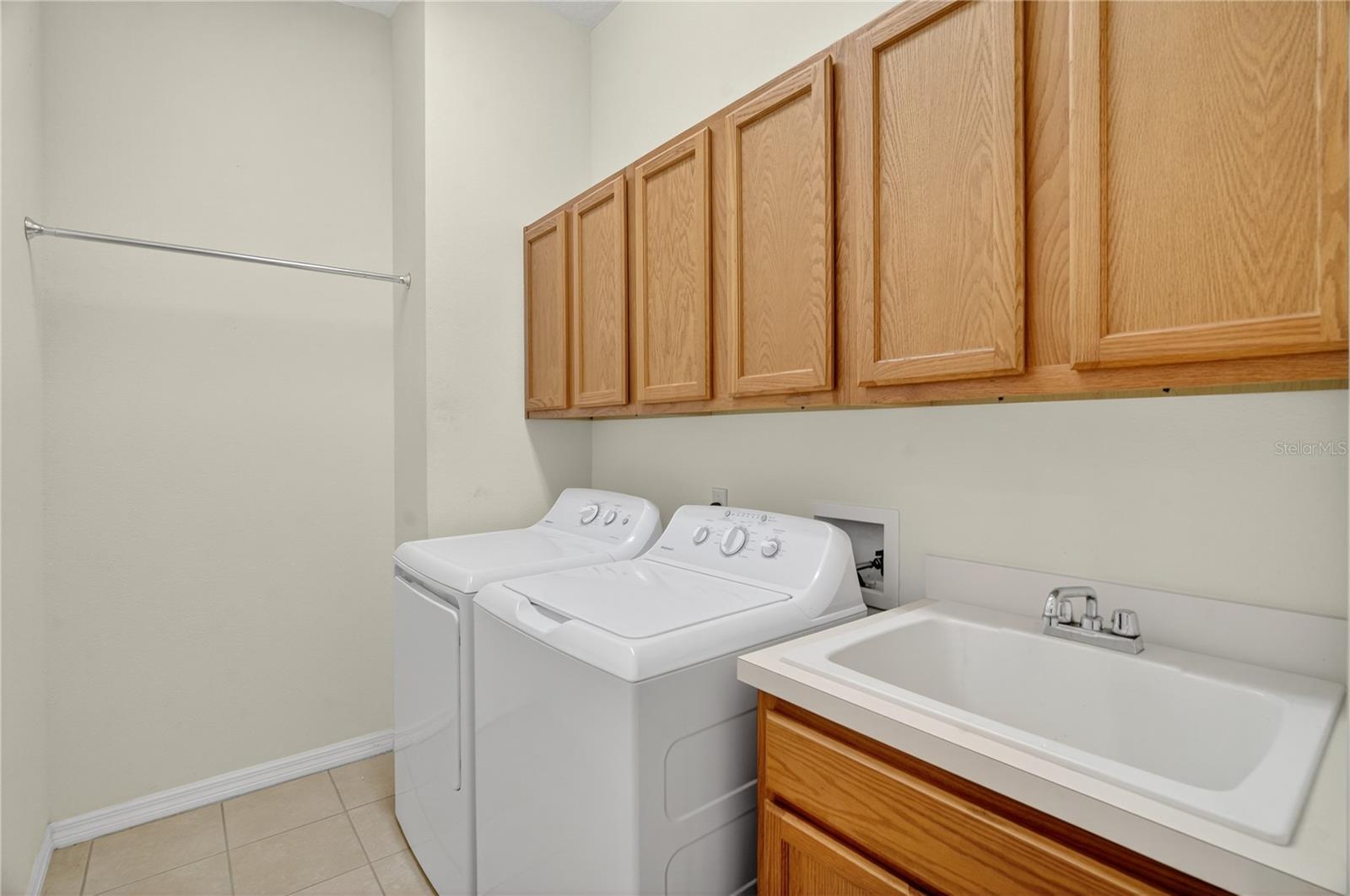 Image 19 of 34 For 24515 Bocage Way