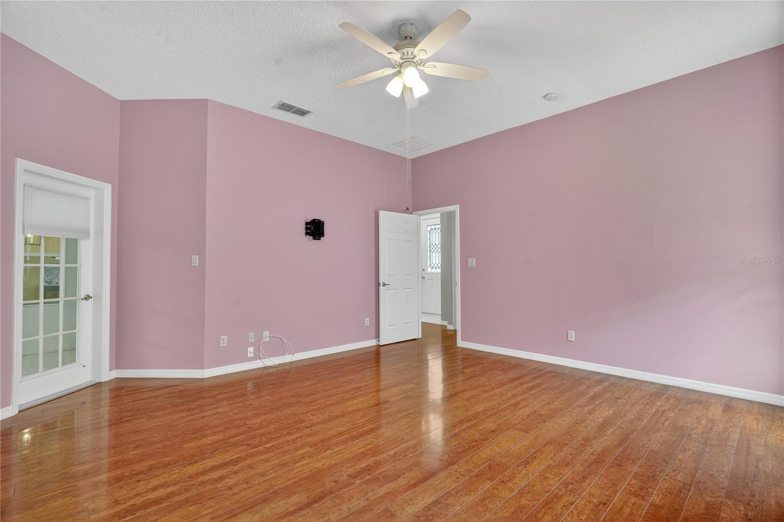 Image 21 of 34 For 24515 Bocage Way
