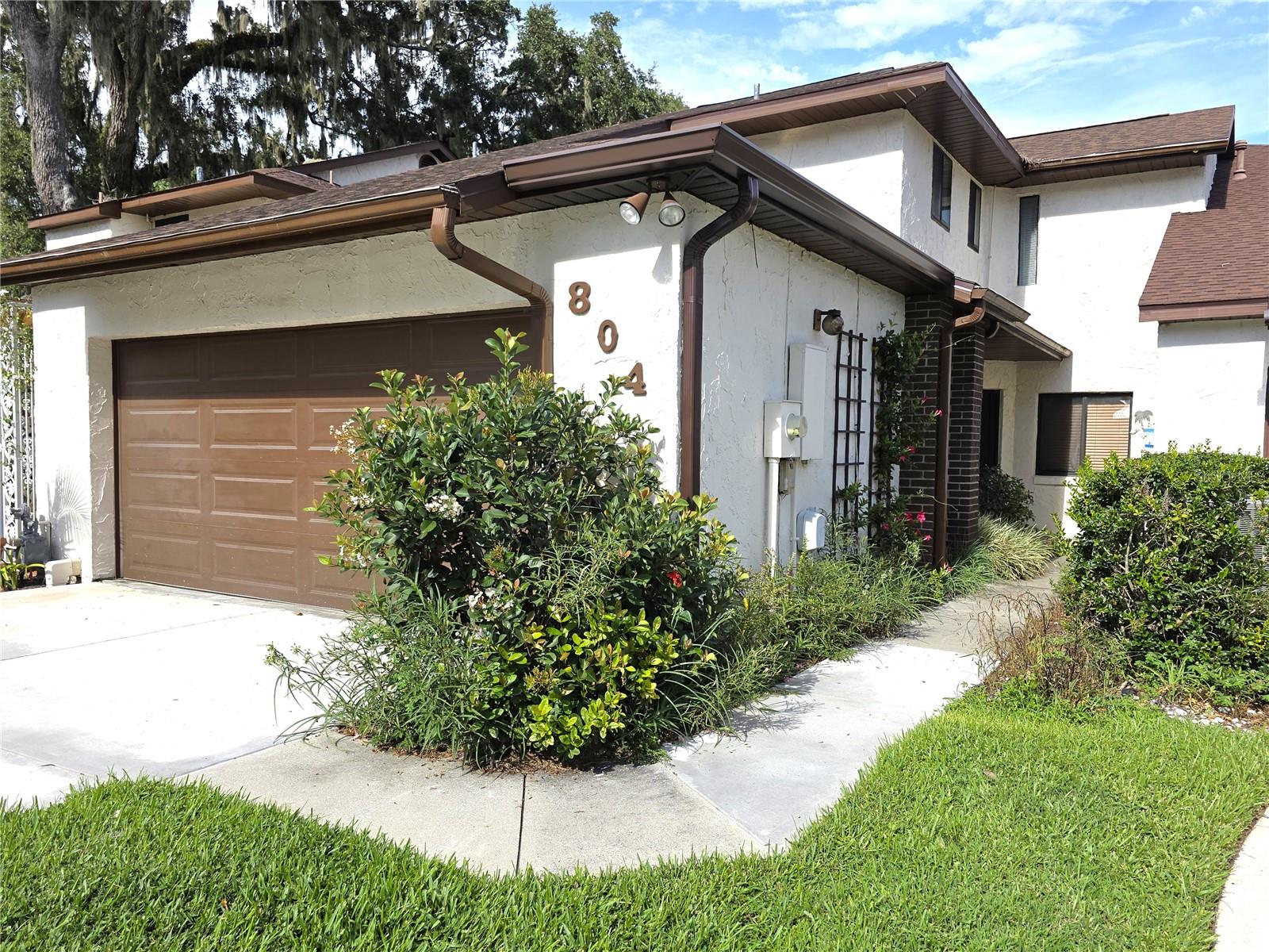 Details for 804 Palm Harbor Court, LEESBURG, FL 34748