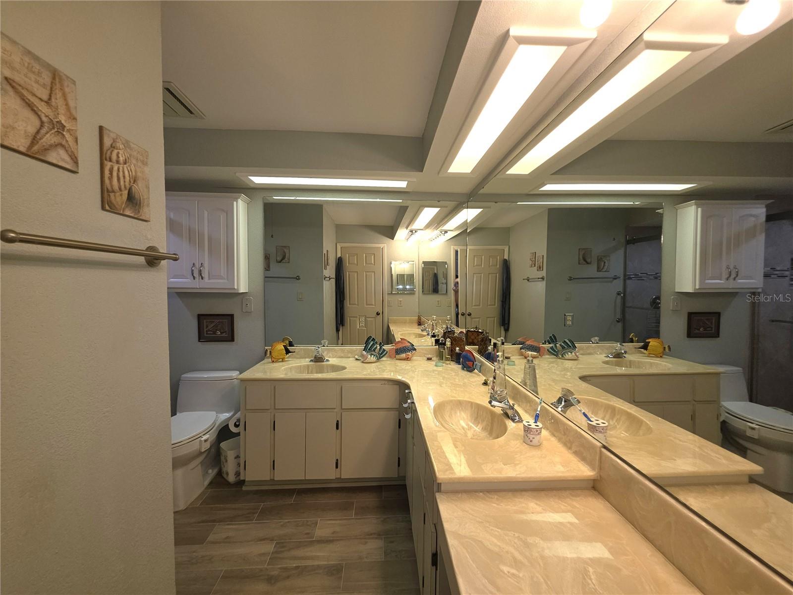 Image 19 of 28 For 804 Palm Harbor Court