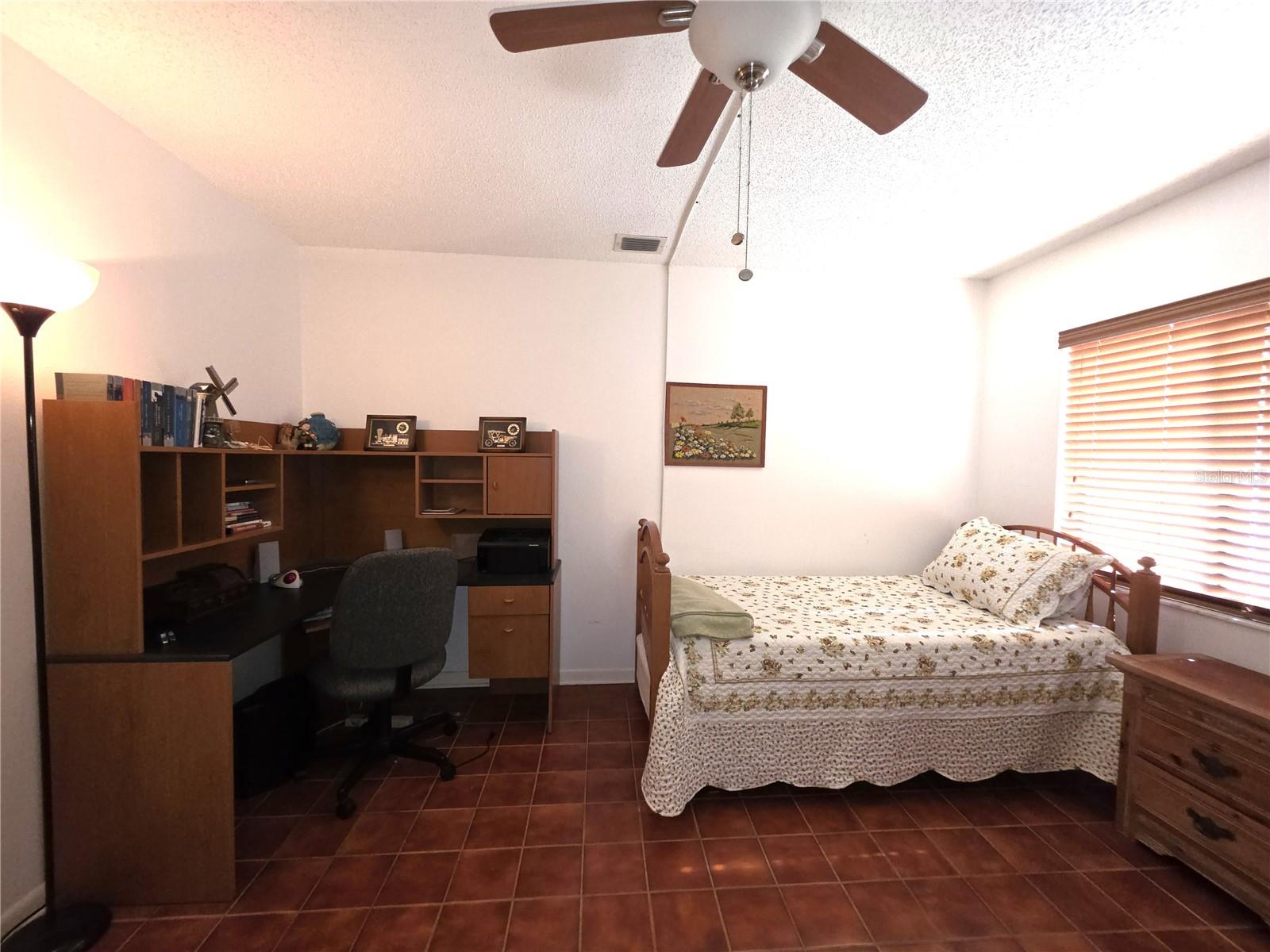 Image 20 of 28 For 804 Palm Harbor Court