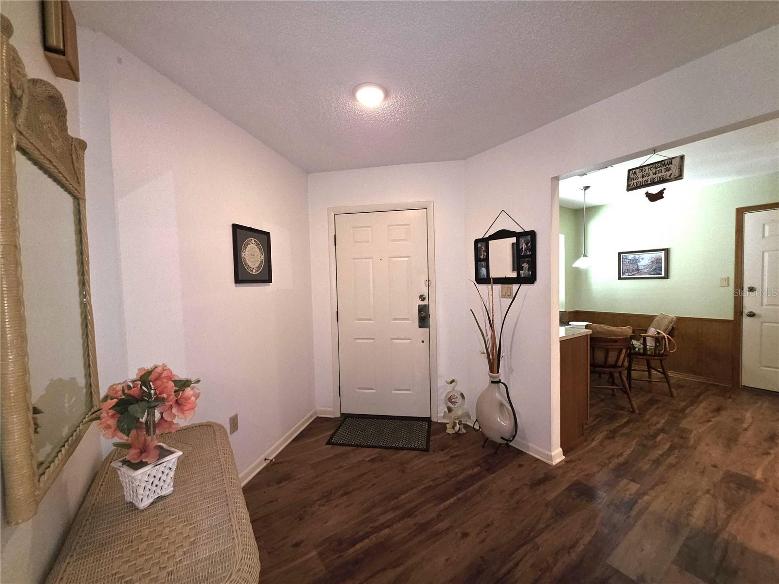 Image 8 of 28 For 804 Palm Harbor Court