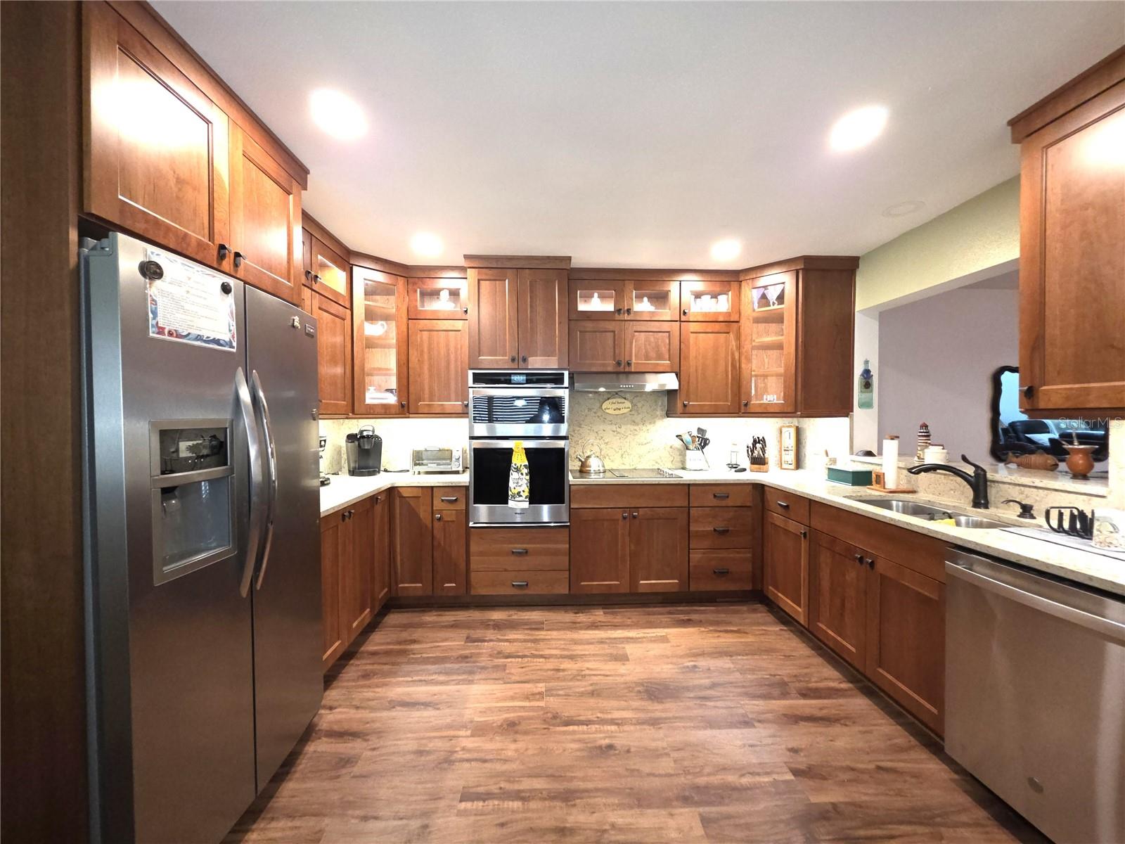 Image 9 of 28 For 804 Palm Harbor Court