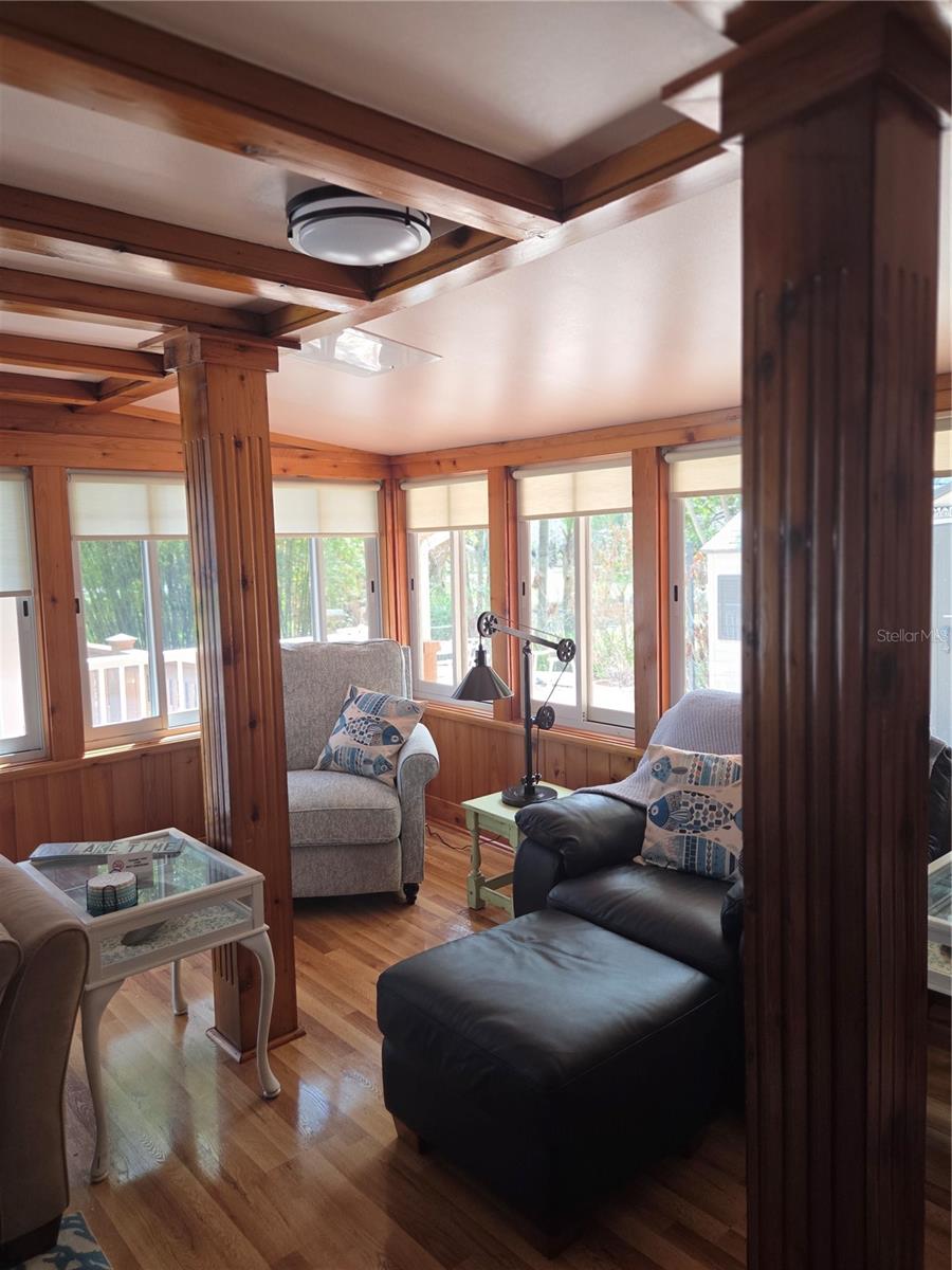 Image 65 of 81 For 507 Lakeshore Drive