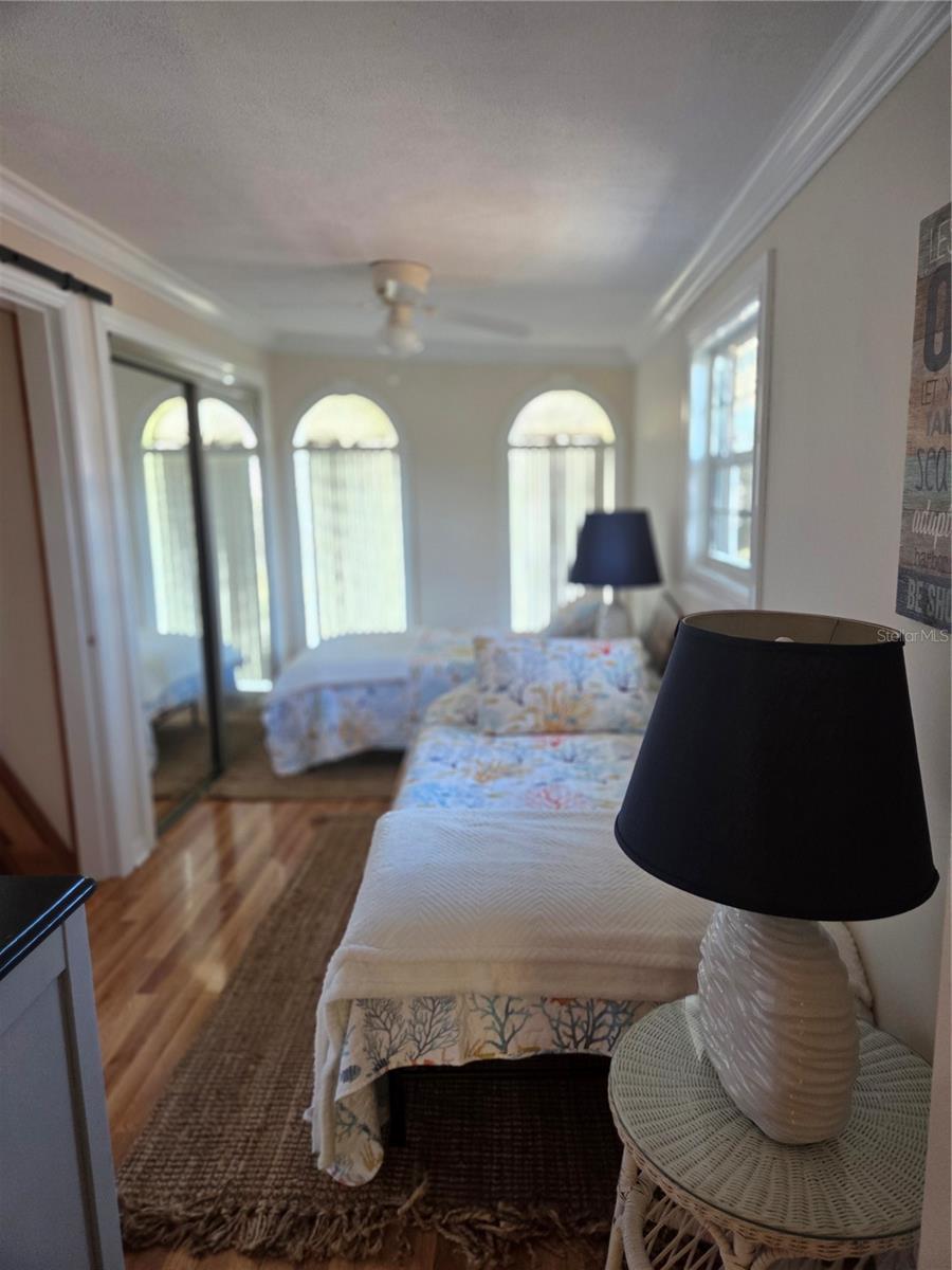 Image 69 of 81 For 507 Lakeshore Drive