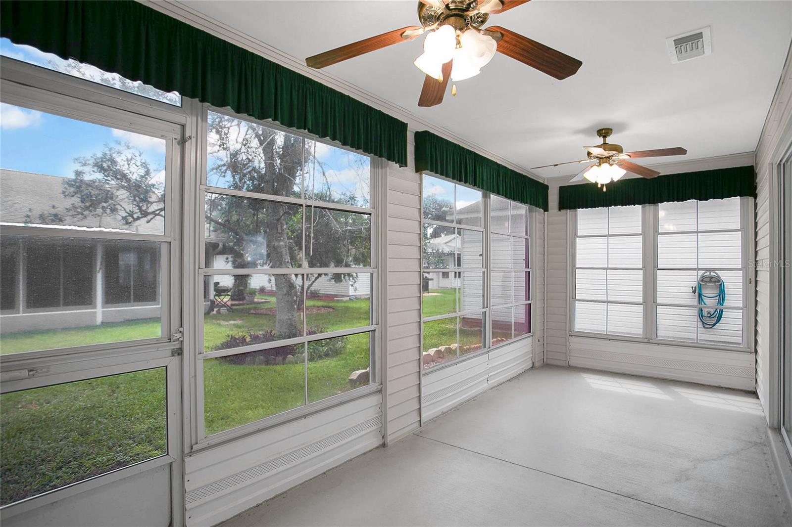 Image 19 of 40 For 32708 Westwood Loop