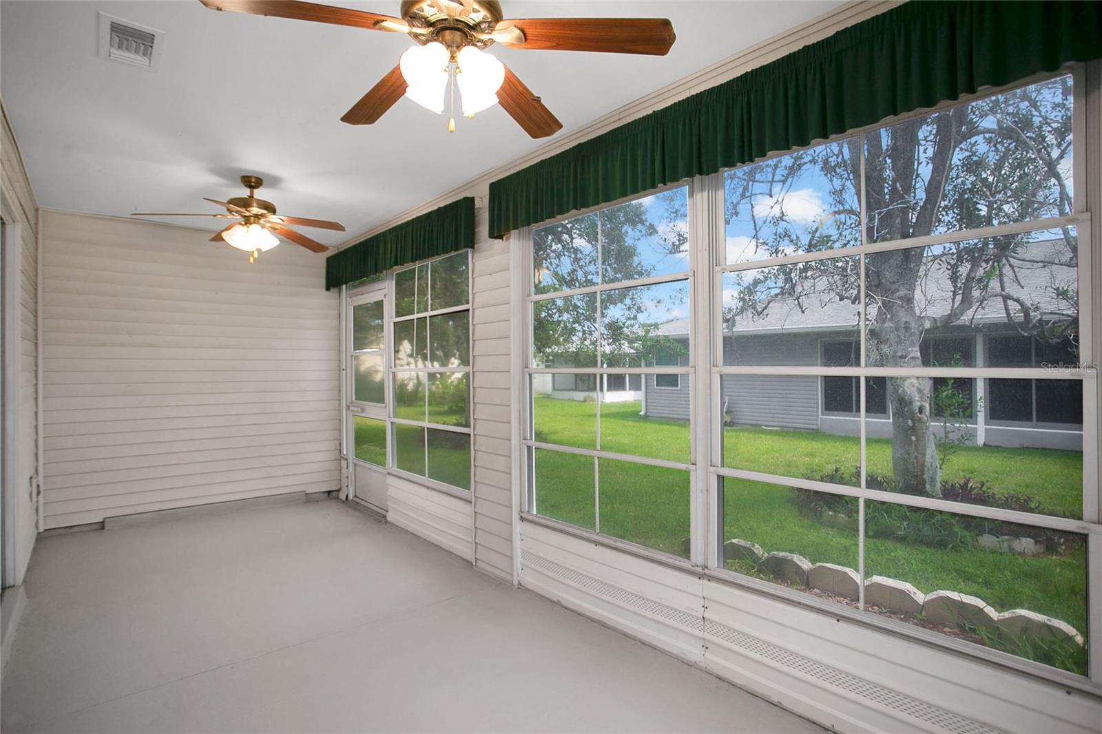 Image 20 of 40 For 32708 Westwood Loop