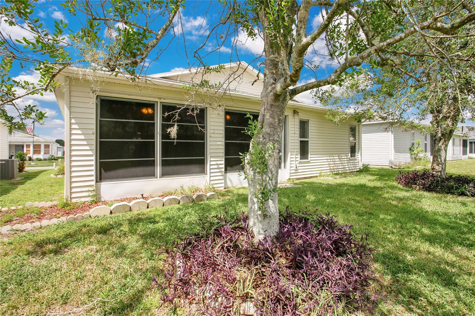Image 23 of 40 For 32708 Westwood Loop