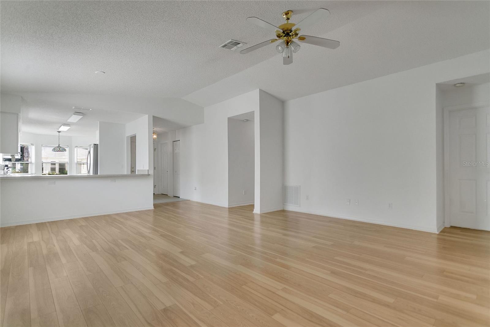 Image 6 of 40 For 32708 Westwood Loop