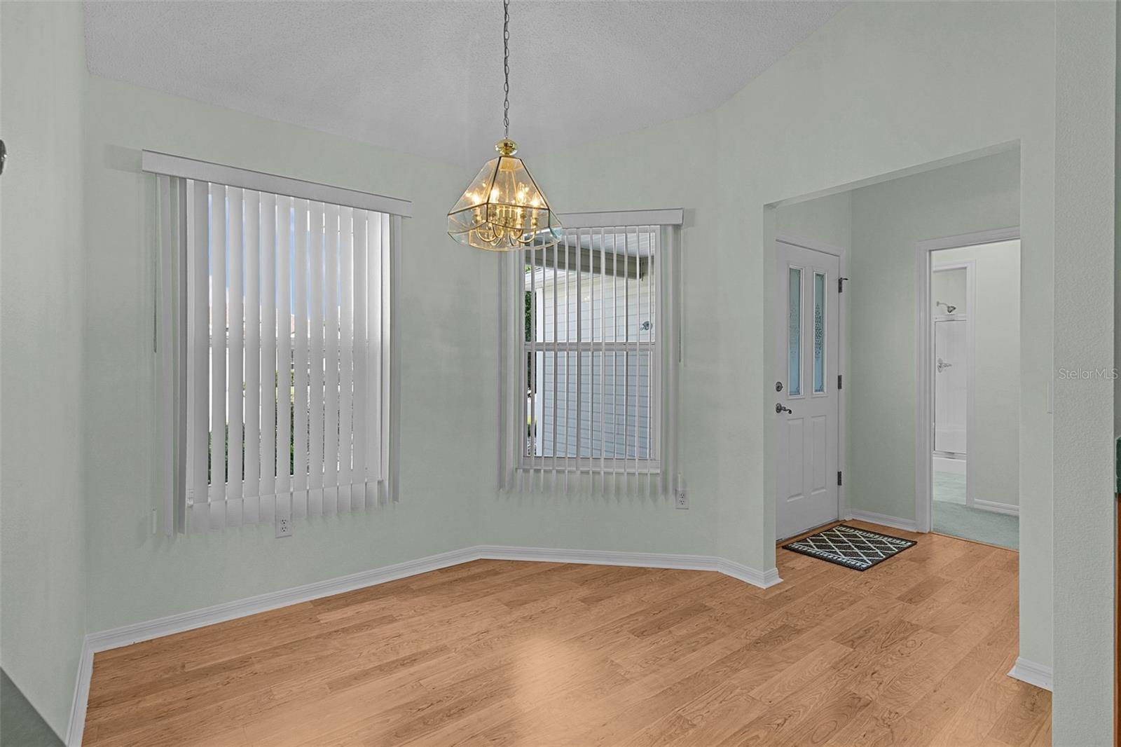 Image 14 of 48 For 3440 Galesburg Court