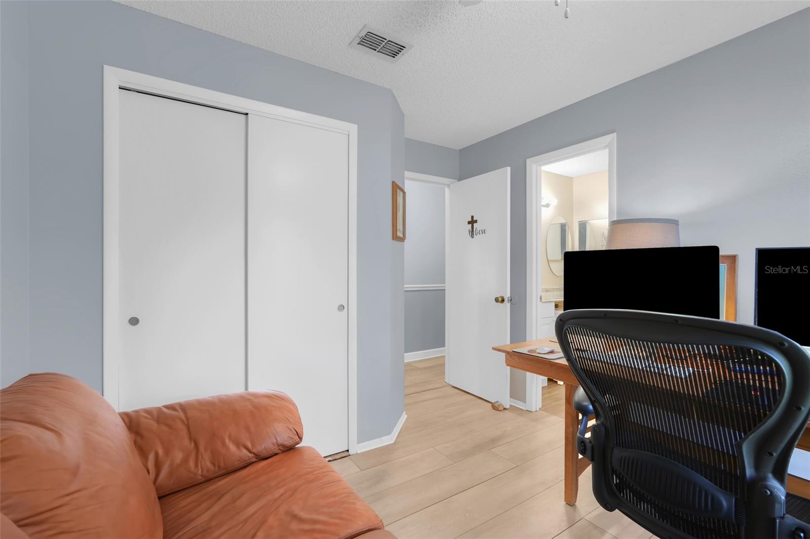 Image 22 of 32 For 15924 Sausalito Circle