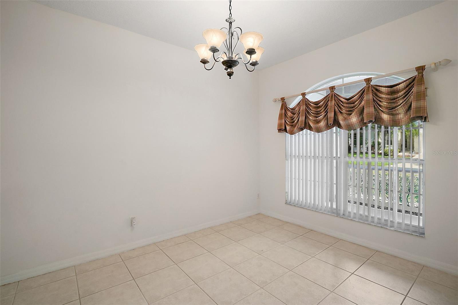 Image 7 of 21 For 3443 Capland Avenue