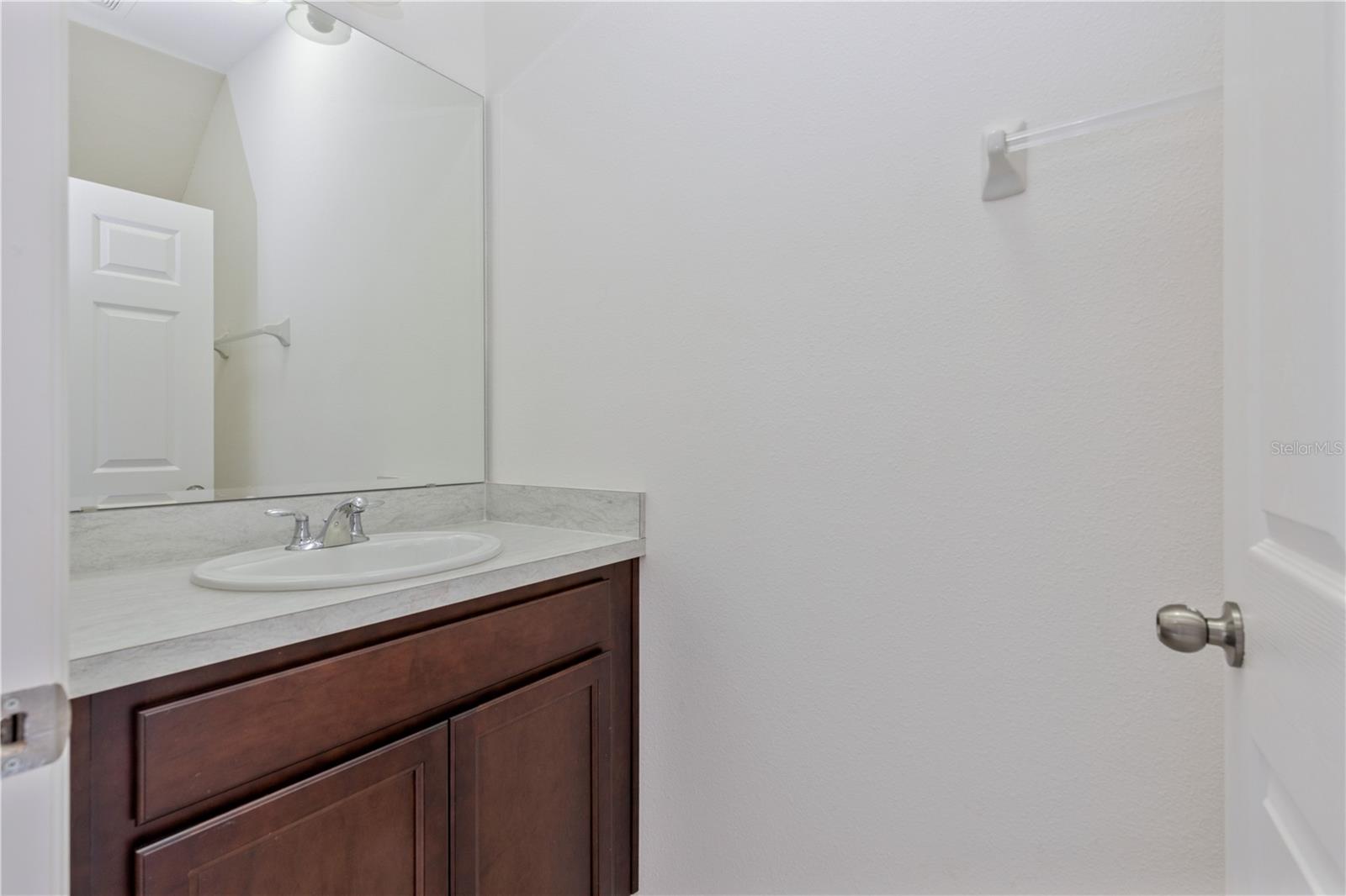 Image 10 of 36 For 6973 Wilson Pasture Avenue
