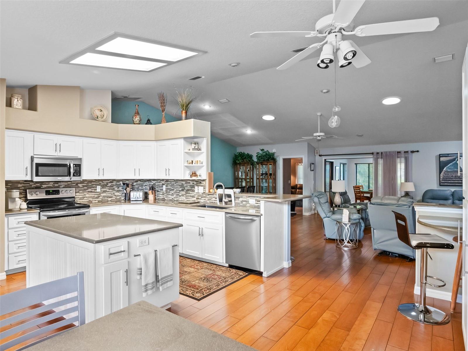 Image 12 of 65 For 21829 Tartan Street