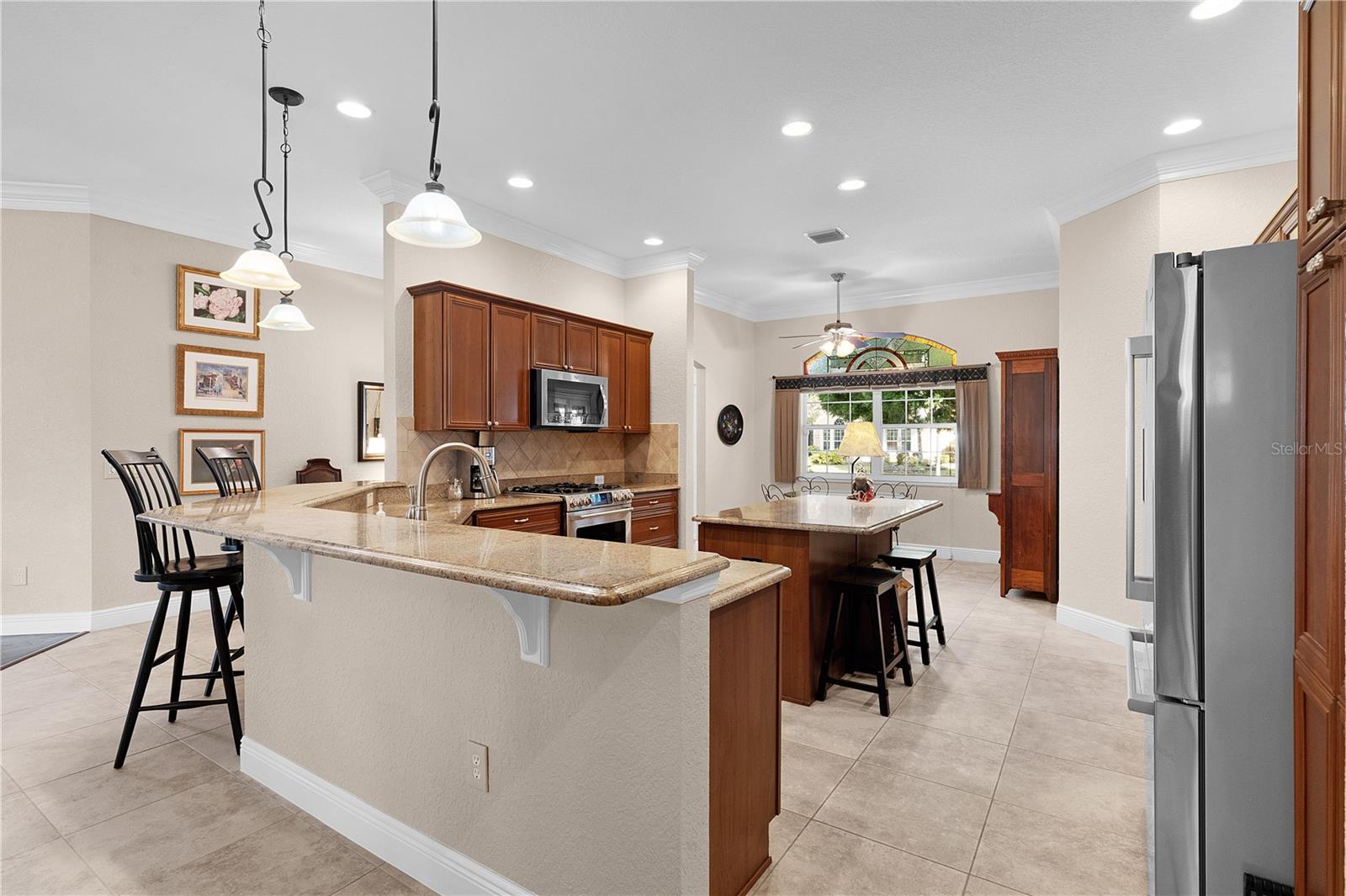 Image 11 of 64 For 1078 Lakeview Lane