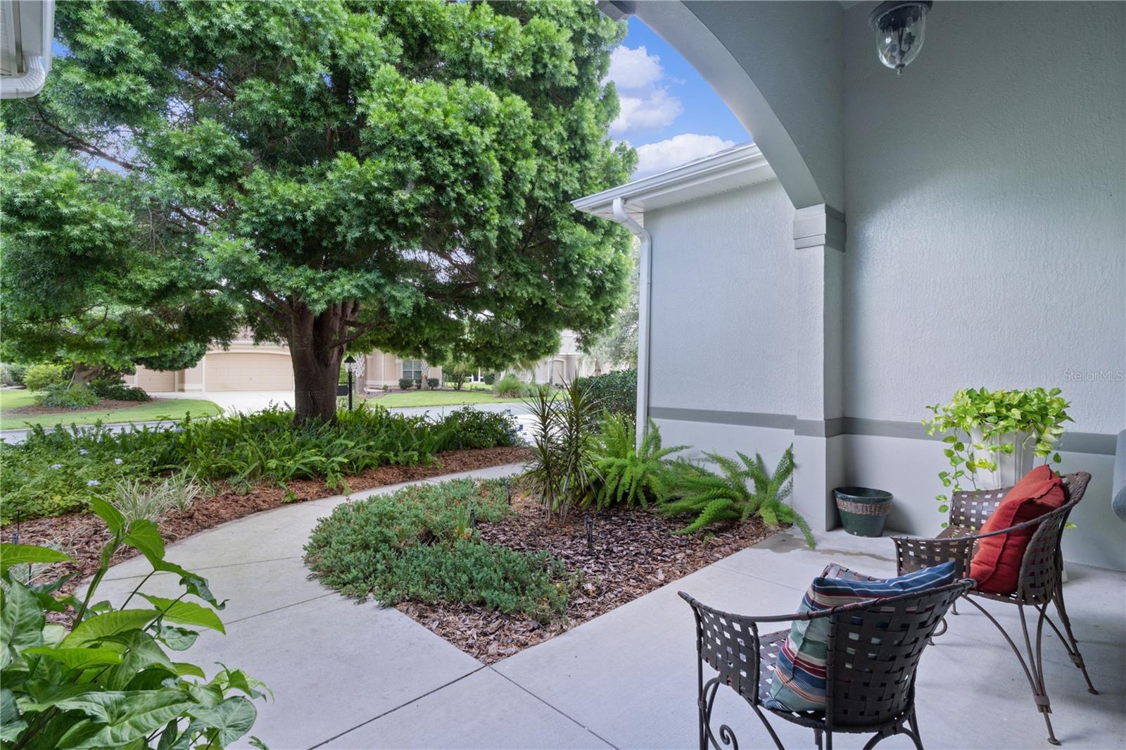 Image 3 of 64 For 1078 Lakeview Lane