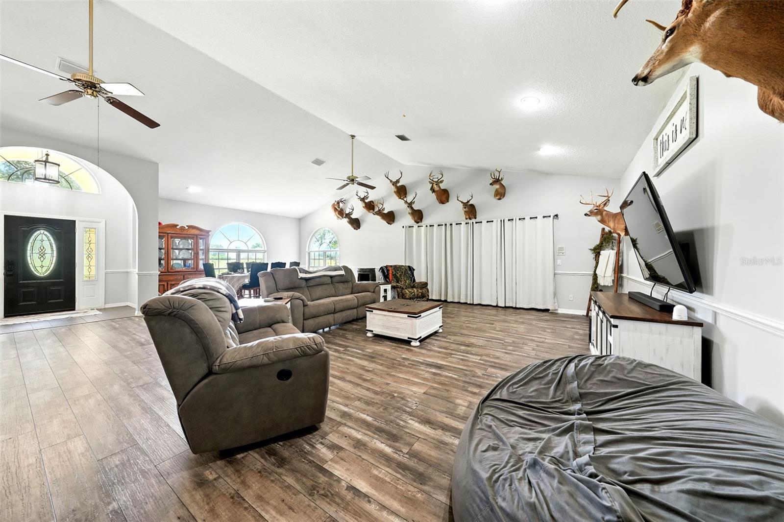 Image 20 of 52 For 34505 Hammond Lane