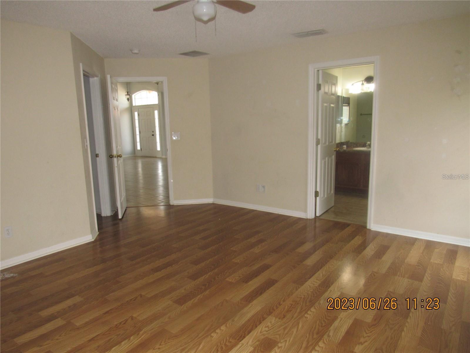 Image 12 of 21 For 1018 Bluegrass Drive