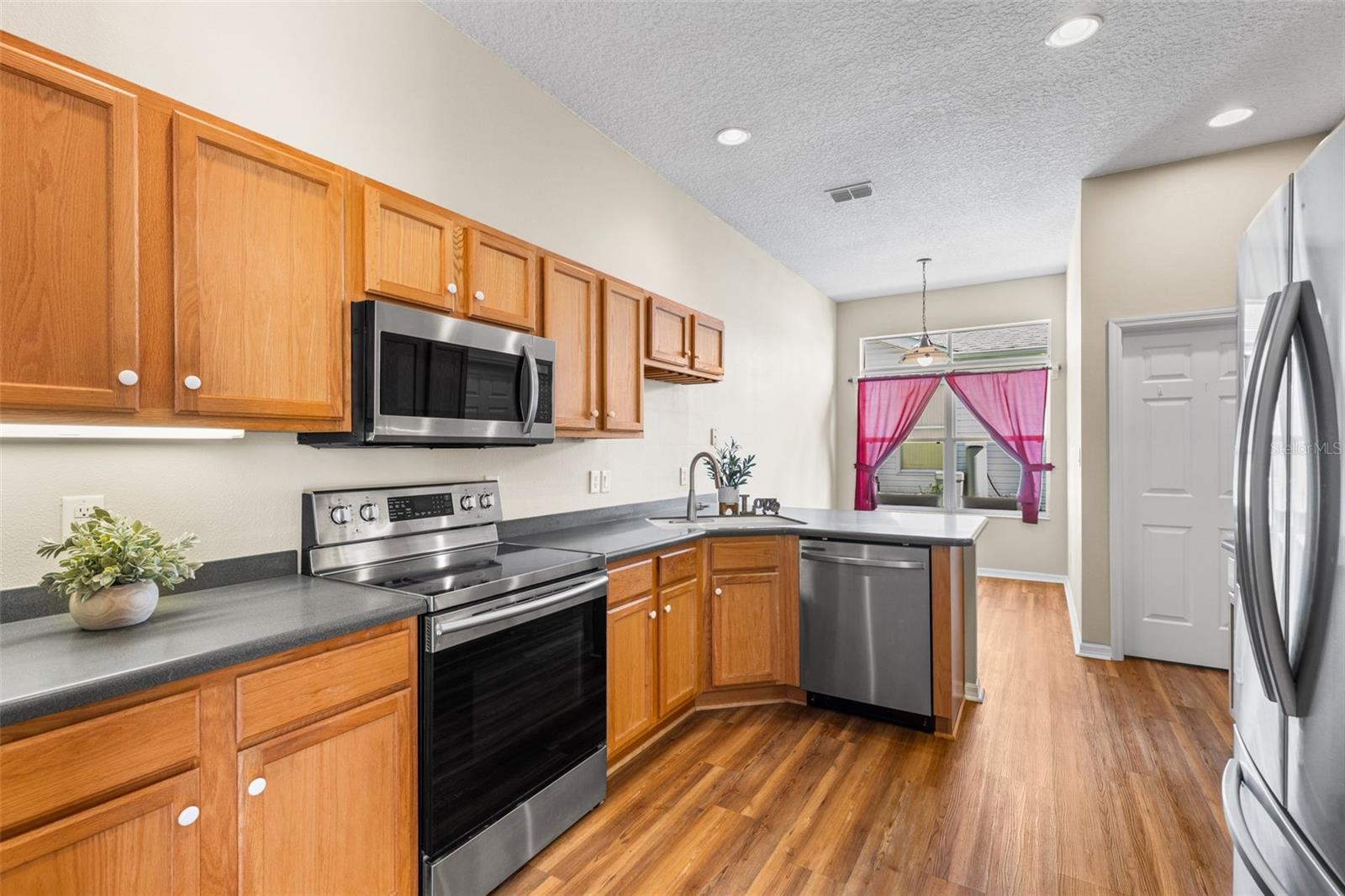 Image 6 of 48 For 3644 Plantation Boulevard