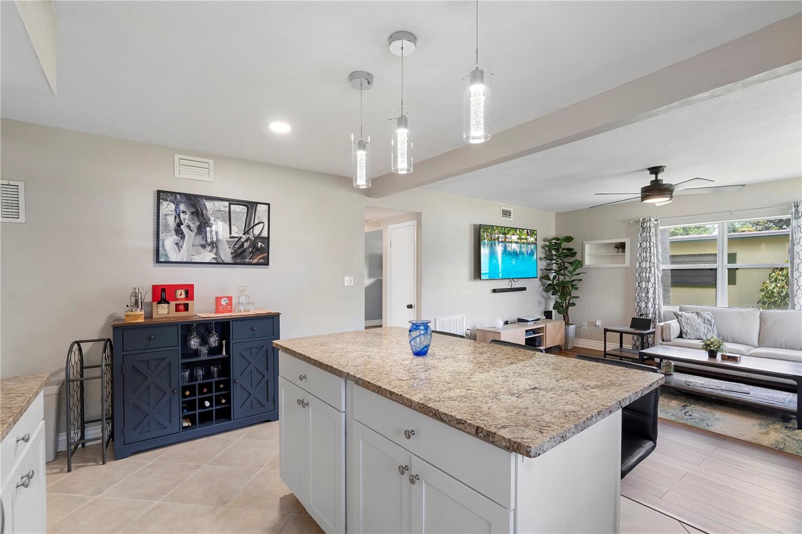 Image 11 of 28 For 3516 Price Avenue