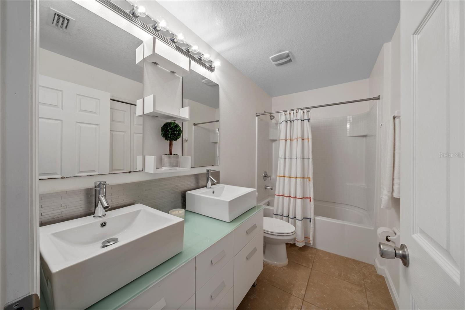Image 29 of 31 For 8071 Westfield Circle