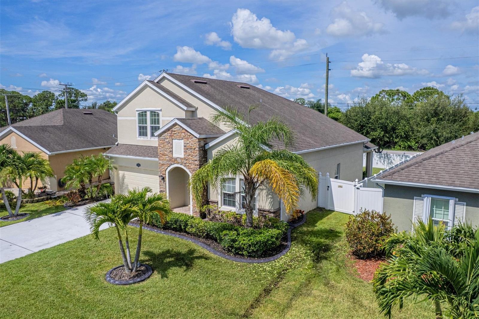Image 6 of 31 For 8071 Westfield Circle