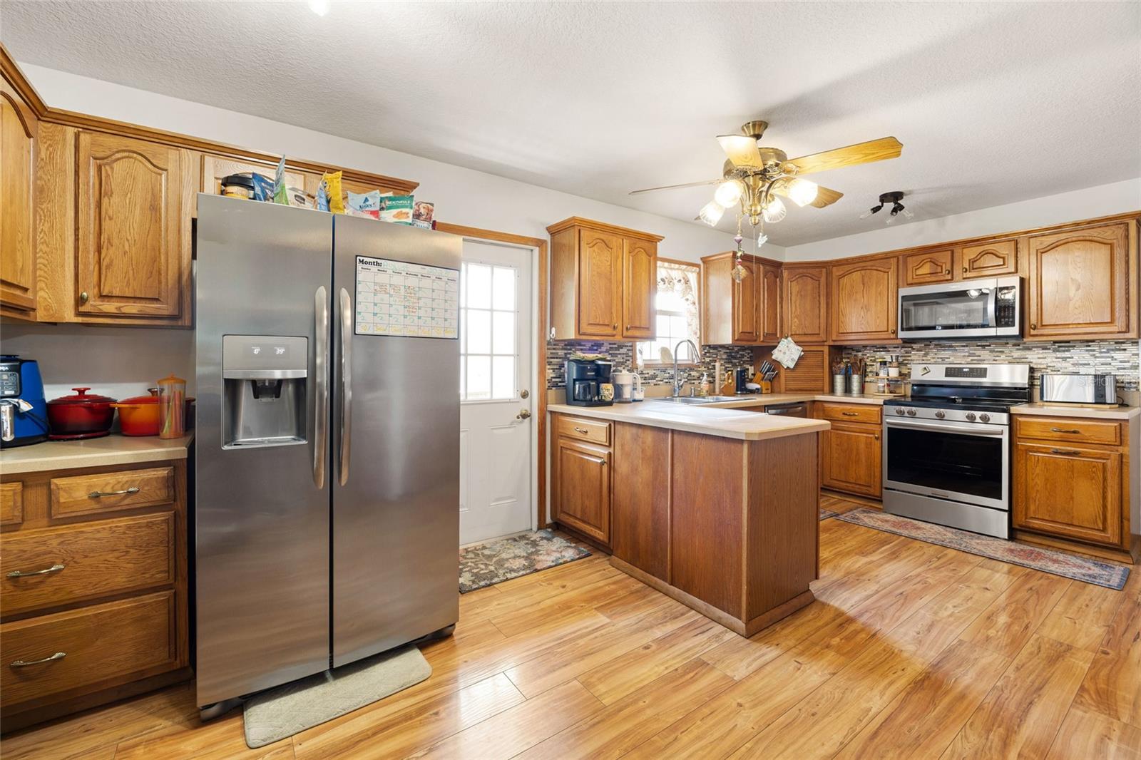 Listing photo id 9 for 7701 170th Avenue Road