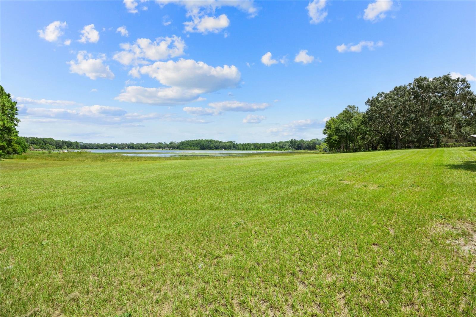 Listing photo id 34 for 7701 170th Avenue Road