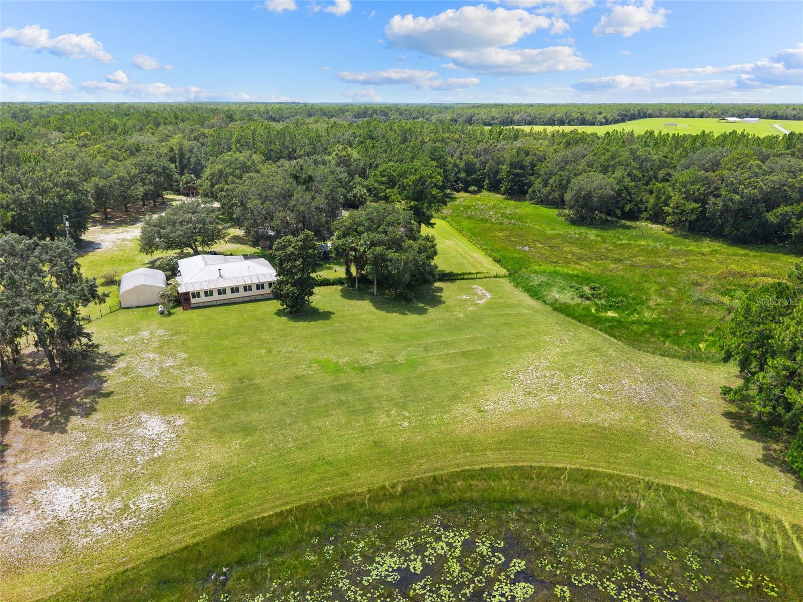 Listing photo id 38 for 7701 170th Avenue Road