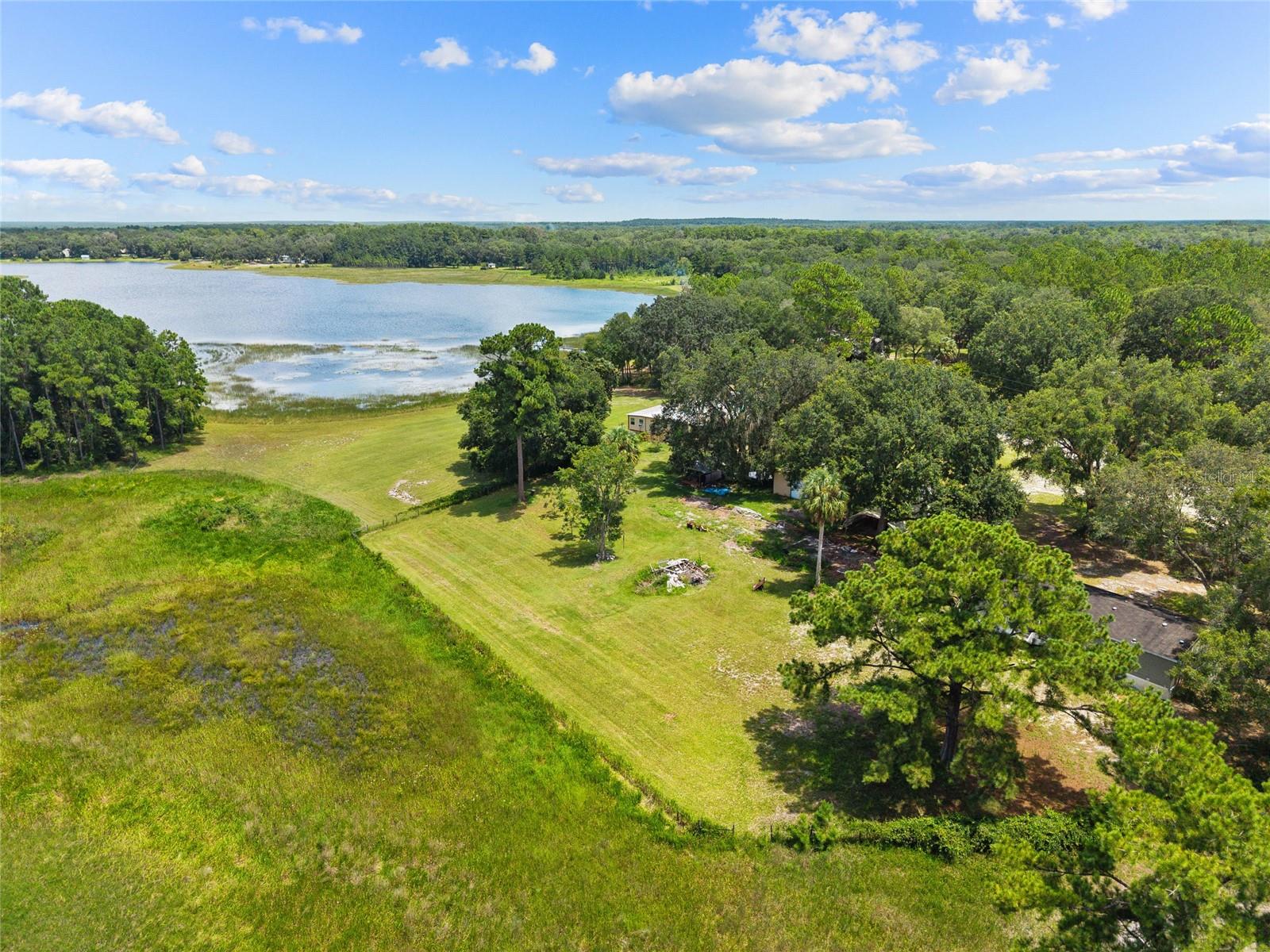 Listing photo id 40 for 7701 170th Avenue Road