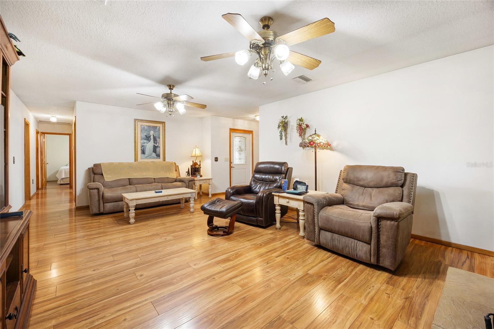 Listing photo id 6 for 7701 170th Avenue Road